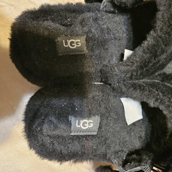 UGG Australia Fuzz Yeah Furry Black Sheepskin Slip Sandals Shoes US 8 - Picture 4 of 6